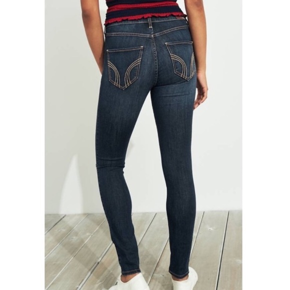NWT Ripped Knee Dark Denim Jeans - Picture 4 of 6